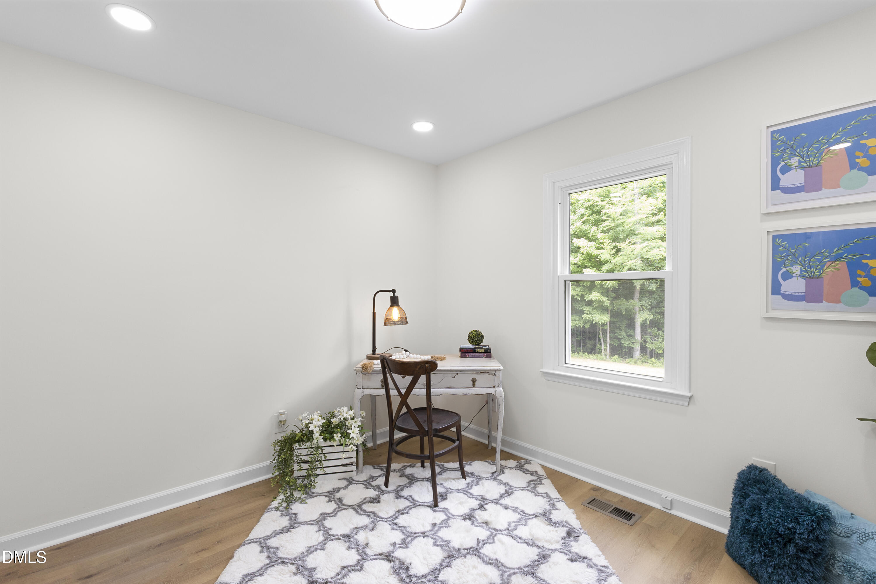 2168 Lakewood Falls Road Goldston, NC 27252 - Photo 17 of 30 a workspace with furniture and a window
