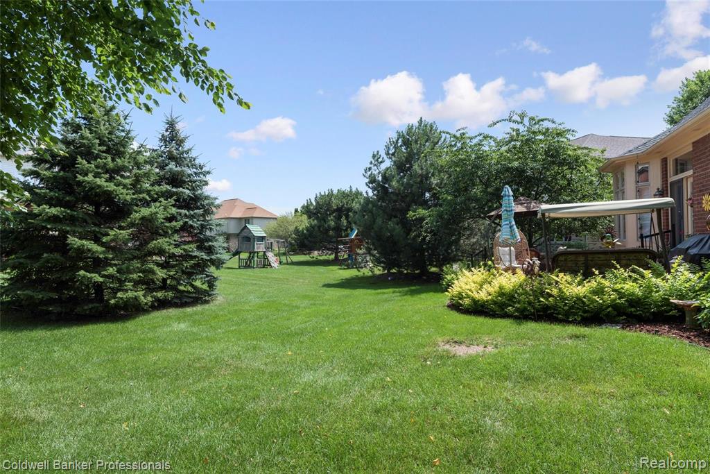 6607 Chatham Circle Rochester Hills, MI 48306 - Photo 24 of 28