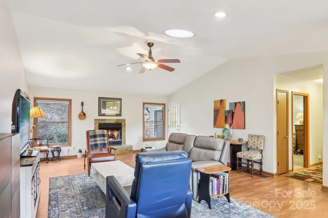 $310,000 | 5 Hedgerose Court, Unit A, Asheville, NC 28805