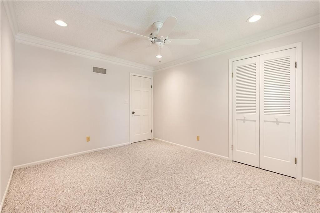16206 Riggs Road Stilwell, KS 66085 - Photo 25 of 46