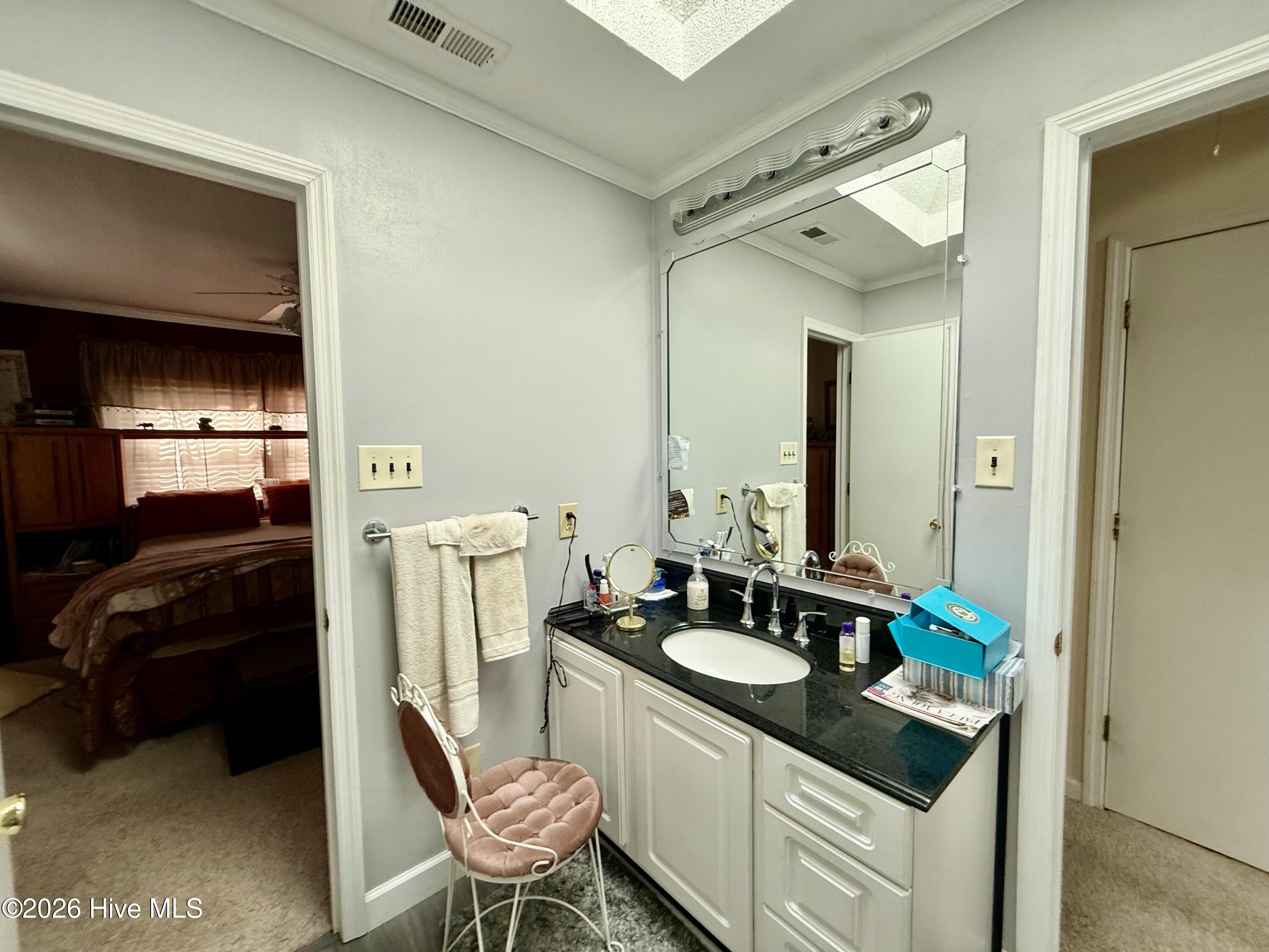 454 Beech Bay Road Roper, NC 27970 - Photo 16 of 44 Owner bath adjoins hallway also