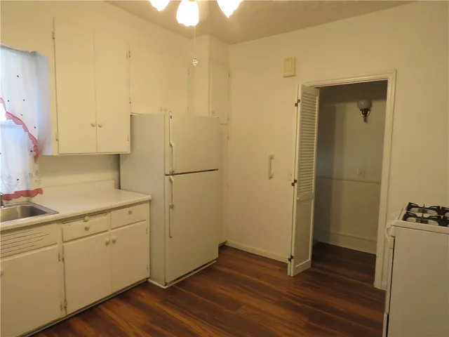 $170,000 | 96 Rawlinson Road, Irondequoit, NY 14617