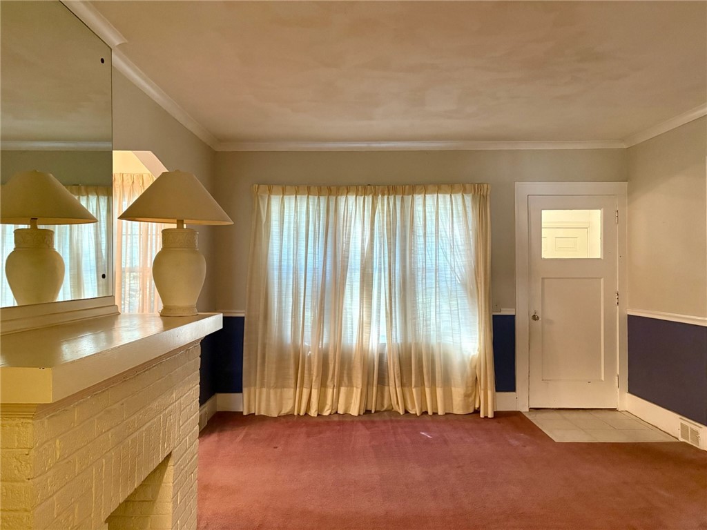 96 Rawlinson Road Irondequoit, NY 14617 - Photo 5 of 19