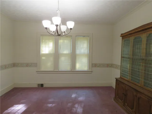 $170,000 | 96 Rawlinson Road, Irondequoit, NY 14617