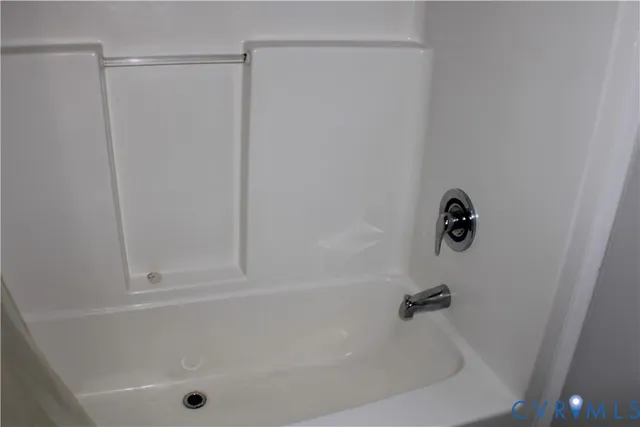 a bathroom with a tub