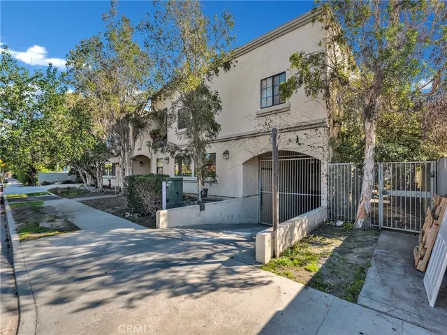 $675,000 | 10894 Olinda Street, Unit 224, Sun Valley, CA 91352