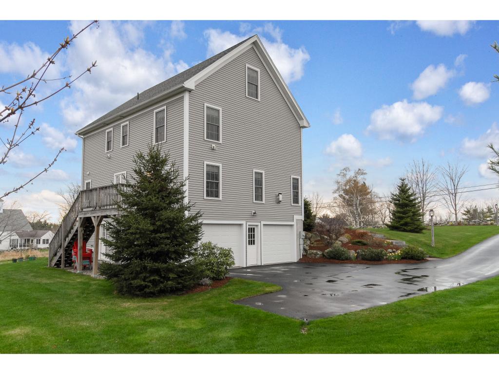 175 S Road Deerfield, NH 03037 - Photo 3 of 28 Gallery Image 3