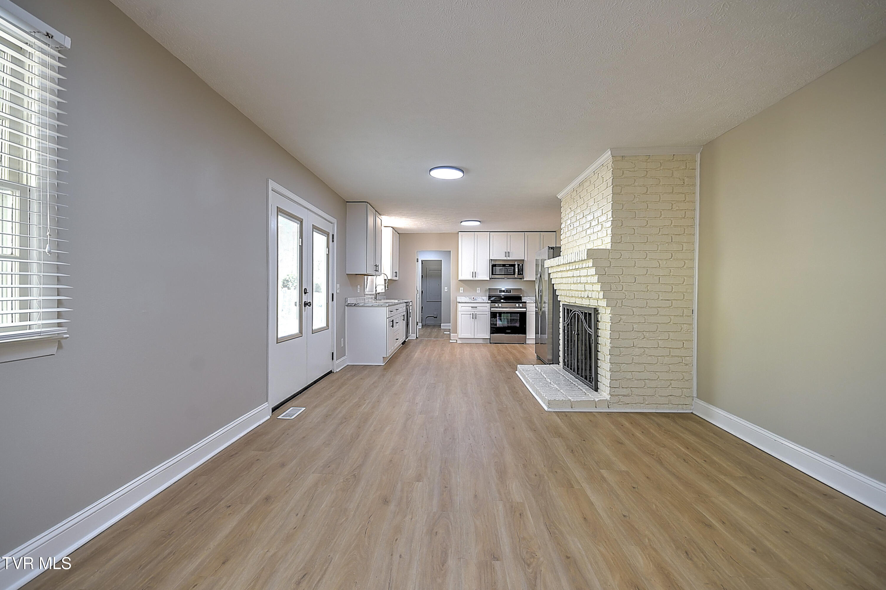 420 Ridgefields Road Kingsport, TN 37660 - Photo 16 of 41 420 Ridgefields Rd JG-17