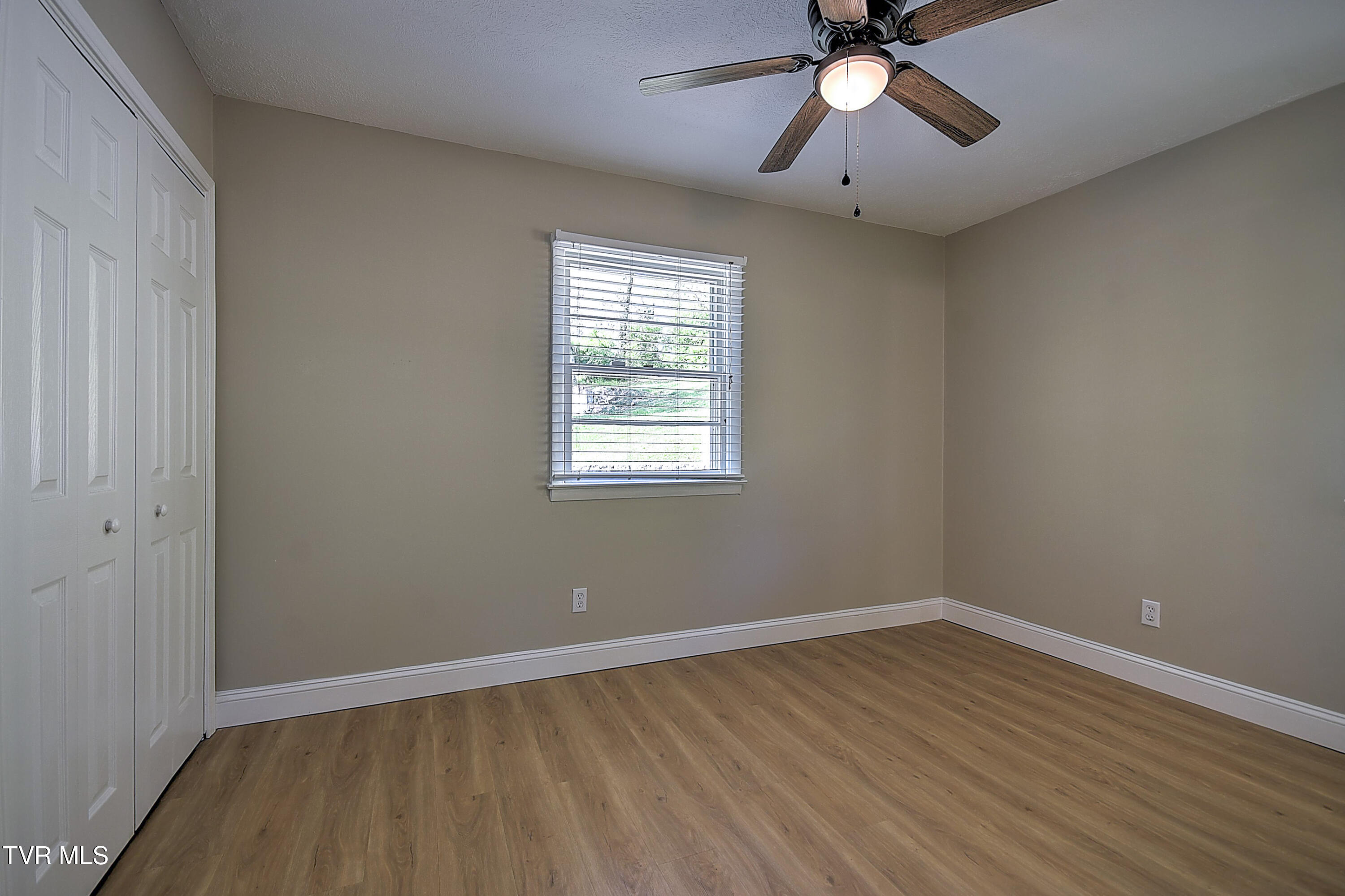 420 Ridgefields Road Kingsport, TN 37660 - Photo 30 of 41 420 Ridgefields Rd JG-31