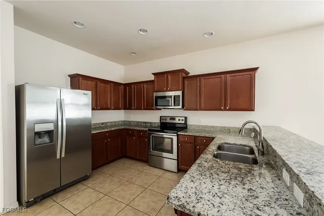 $2,045 | 1631 Southwest 25th Lane, Cape Coral, FL 33914