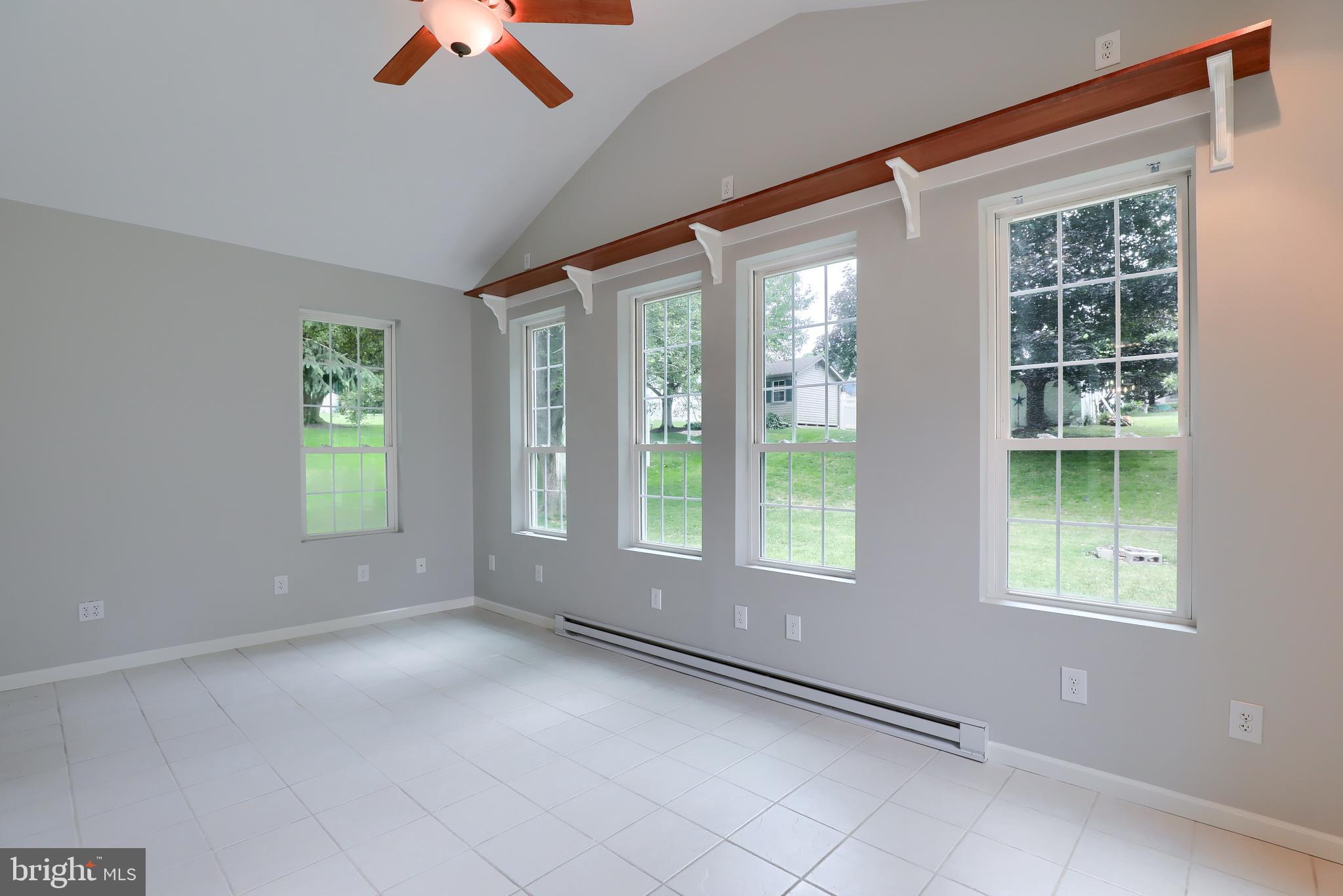 122 Browning Road Lancaster, PA 17602 - Photo 14 of 42 Gallery Image 14