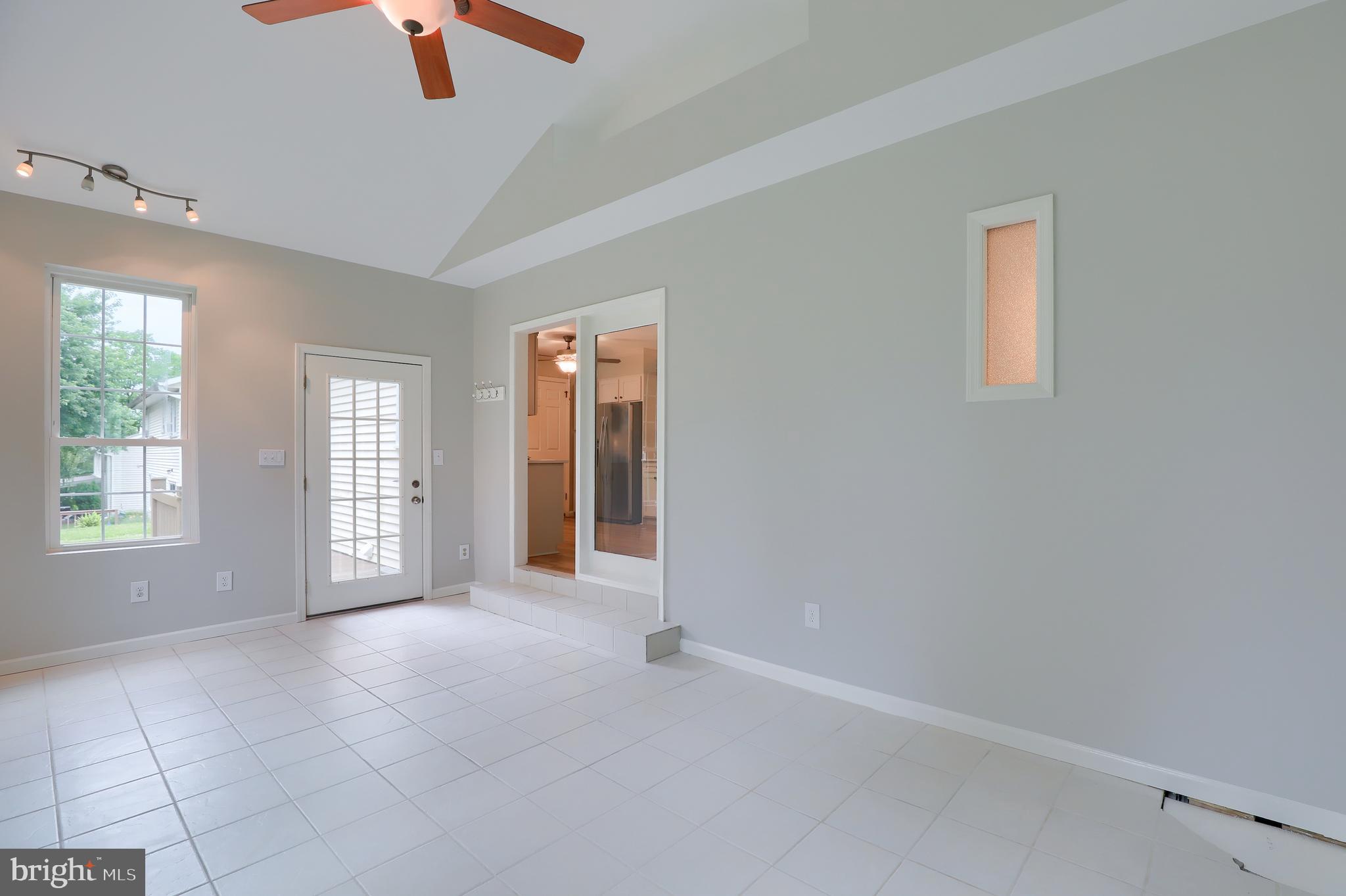 122 Browning Road Lancaster, PA 17602 - Photo 16 of 42 Gallery Image 16