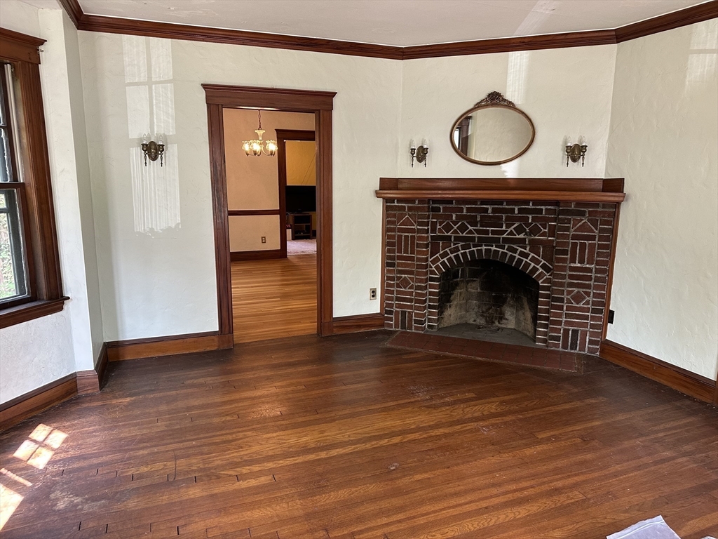 2 Twitchell Street Wellesley, MA 02482 - Photo 8 of 33 Gallery Image 8