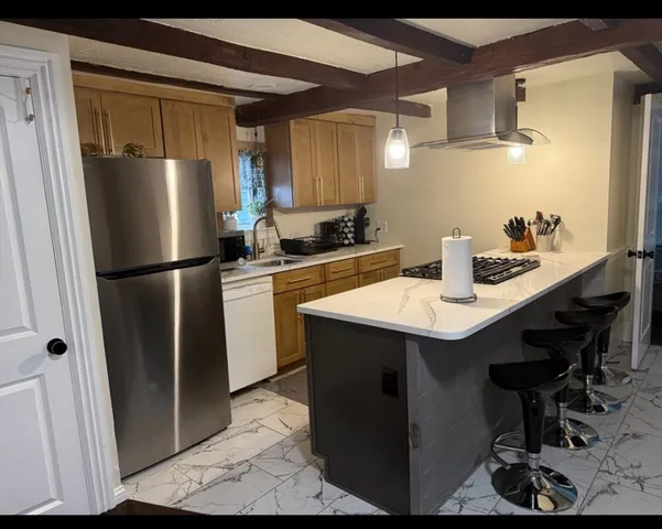 $2,700 | 109 Boston Street, Unit 2, Salem, MA 01970