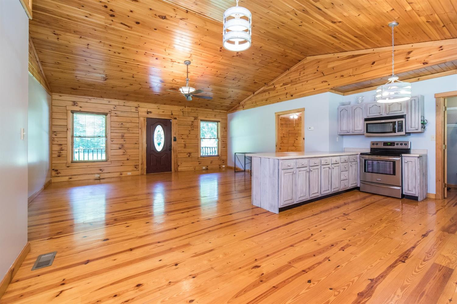 568 Darrell Randall Road Stanton, KY 40380 - Photo 11 of 33 Photo 11
