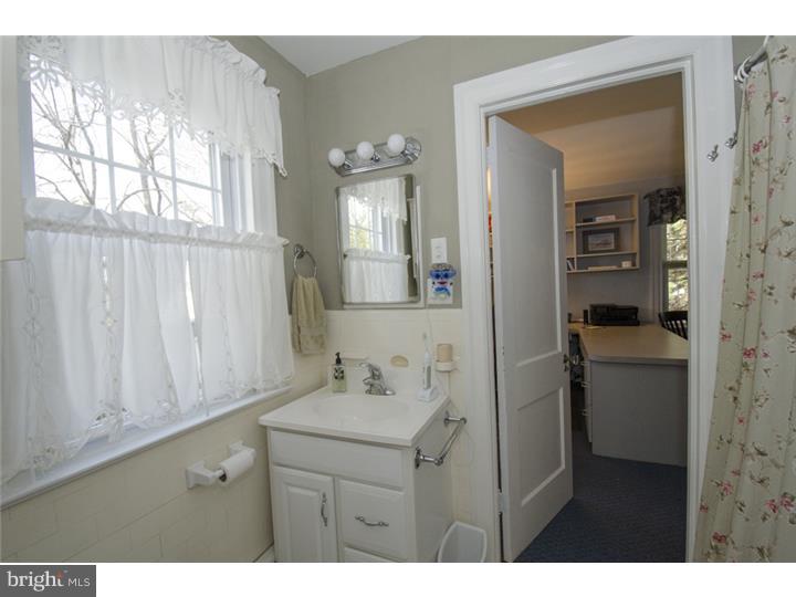 70 East Clearfield Road Havertown, PA 19083 - Photo 14 of 25 Master Bathroom