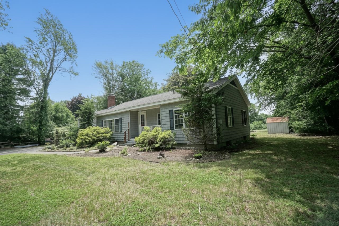 224 Haverhill Road Chester, NH 03036 - Photo 8 of 42
