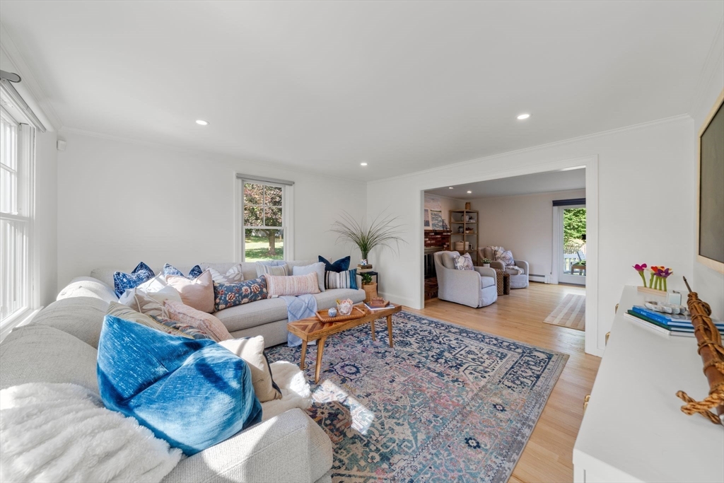 21 Hicks Point Road Duxbury, MA 02332 - Photo 15 of 35
