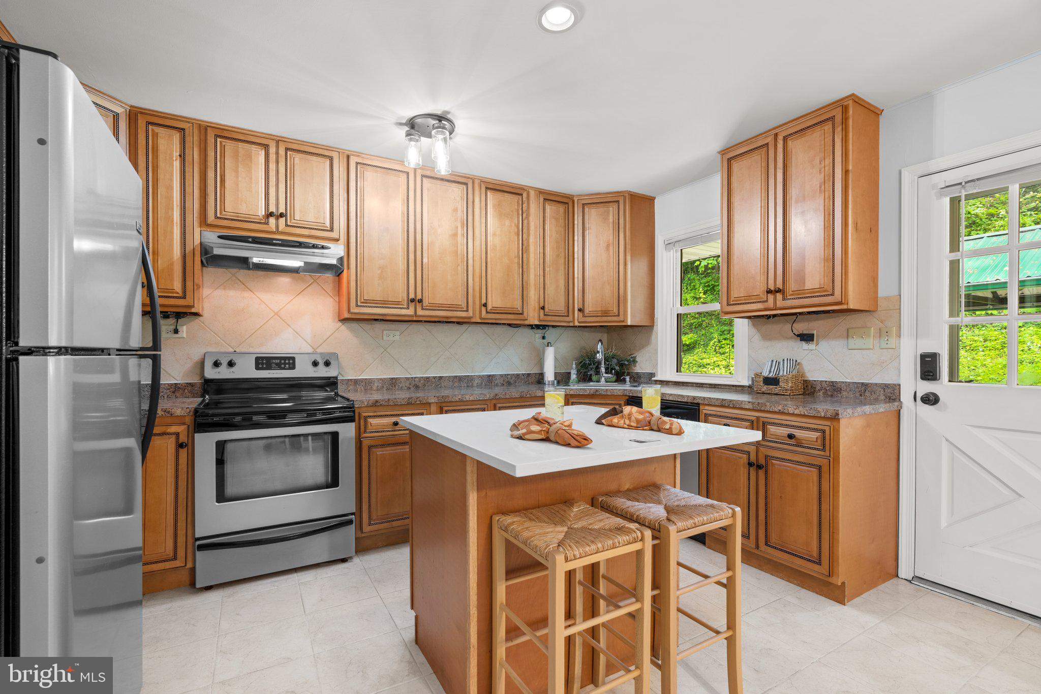 5453 Valley Road Catonsville, MD 21228 - Photo 5 of 20 Gallery Image 5