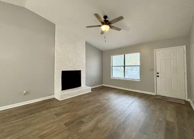 $2,000 | 204 Bridgecreek Drive, Goose Creek, SC 29445