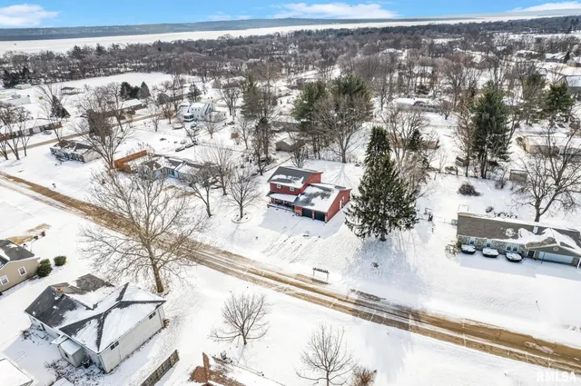 $315,000 | 5000 East Richland Avenue, Chillicothe, IL 61523