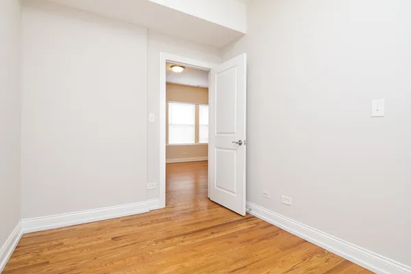 $1,450 | 4905 West Cuyler Avenue, Unit 1, Chicago, IL 60641