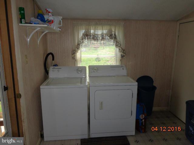 14629 Clear Spring Road Williamsport, MD 21795 - Photo 14 of 19 Interior (General)