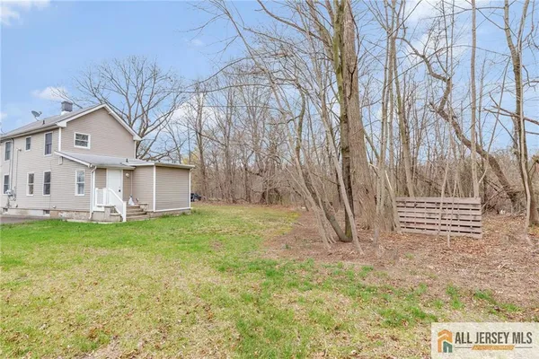 $415,000 | 81 East Lincoln Avenue, Monroe Township, NJ 08831