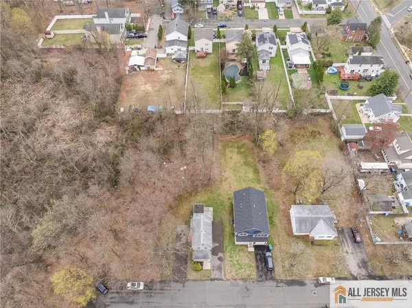 $415,000 | 81 East Lincoln Avenue, Monroe Township, NJ 08831