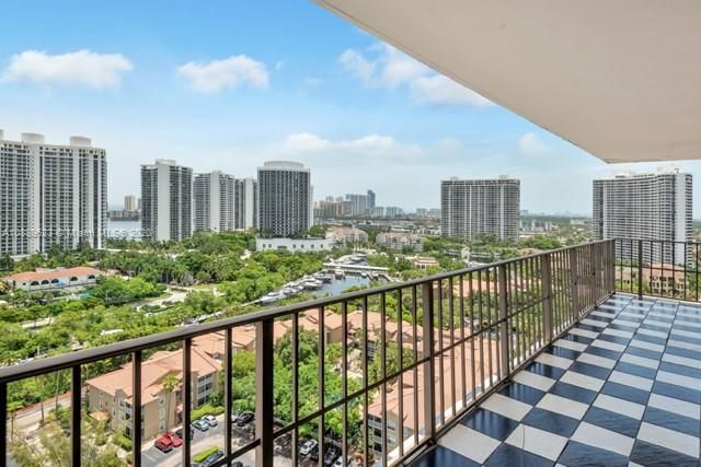 $370,000 | 18151 Northeast 31st Court, Unit PH201, Aventura, FL 33160
