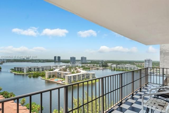 $370,000 | 18151 Northeast 31st Court, Unit PH201, Aventura, FL 33160