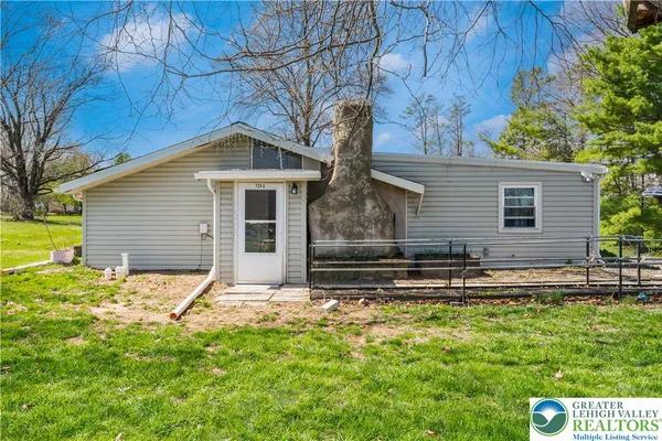 $515,000 | 724 Krocks Court, Lower Macungie Township, PA 18106