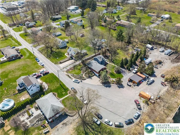 $515,000 | 724 Krocks Court, Lower Macungie Township, PA 18106
