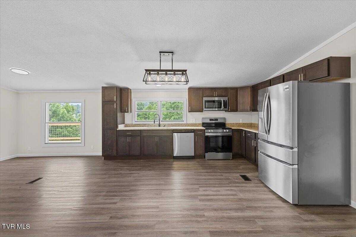 14450 Rattle Creek Road Abingdon, VA 24210 - Photo 17 of 34 10-128A0945