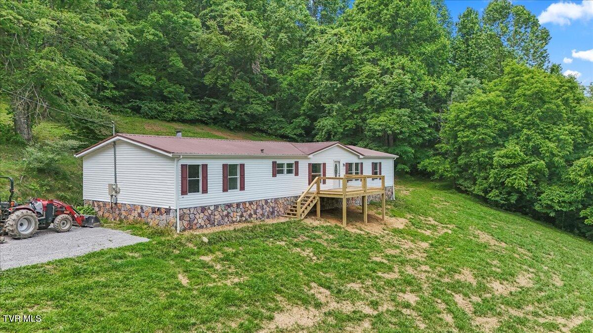 14450 Rattle Creek Road Abingdon, VA 24210 - Photo 6 of 34 03-DJI_20250605125514_0005_D