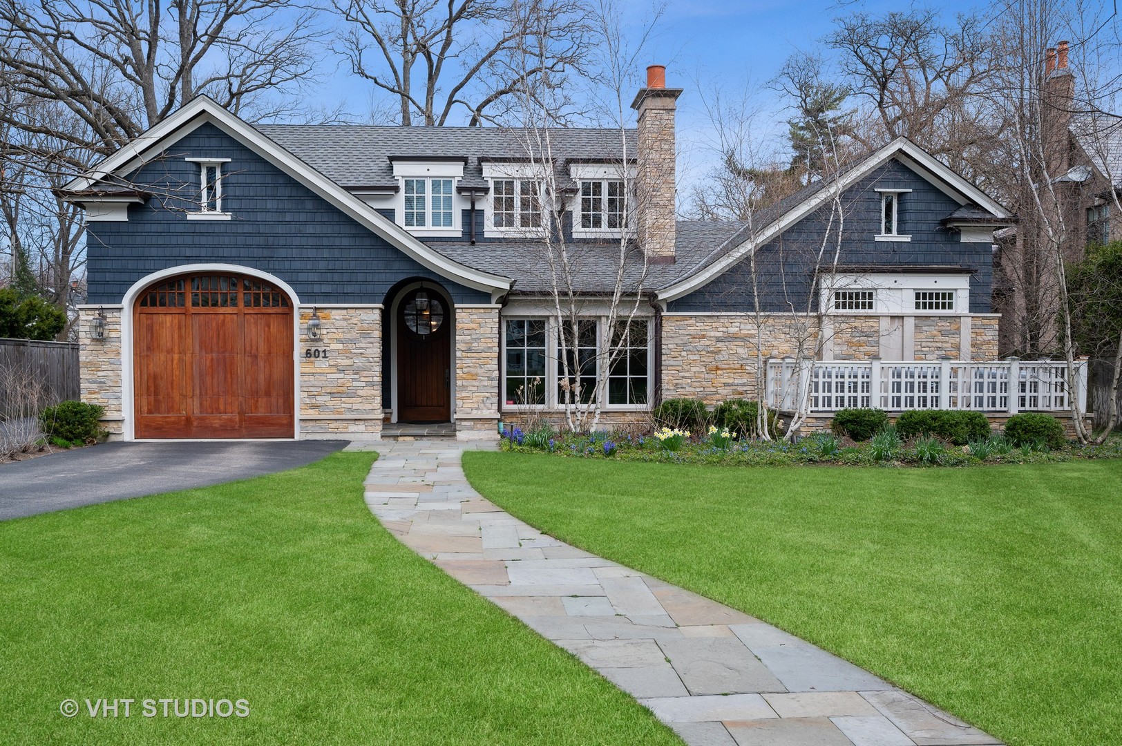 601 Ash Street Winnetka, IL 60093 - Photo 2 of 39