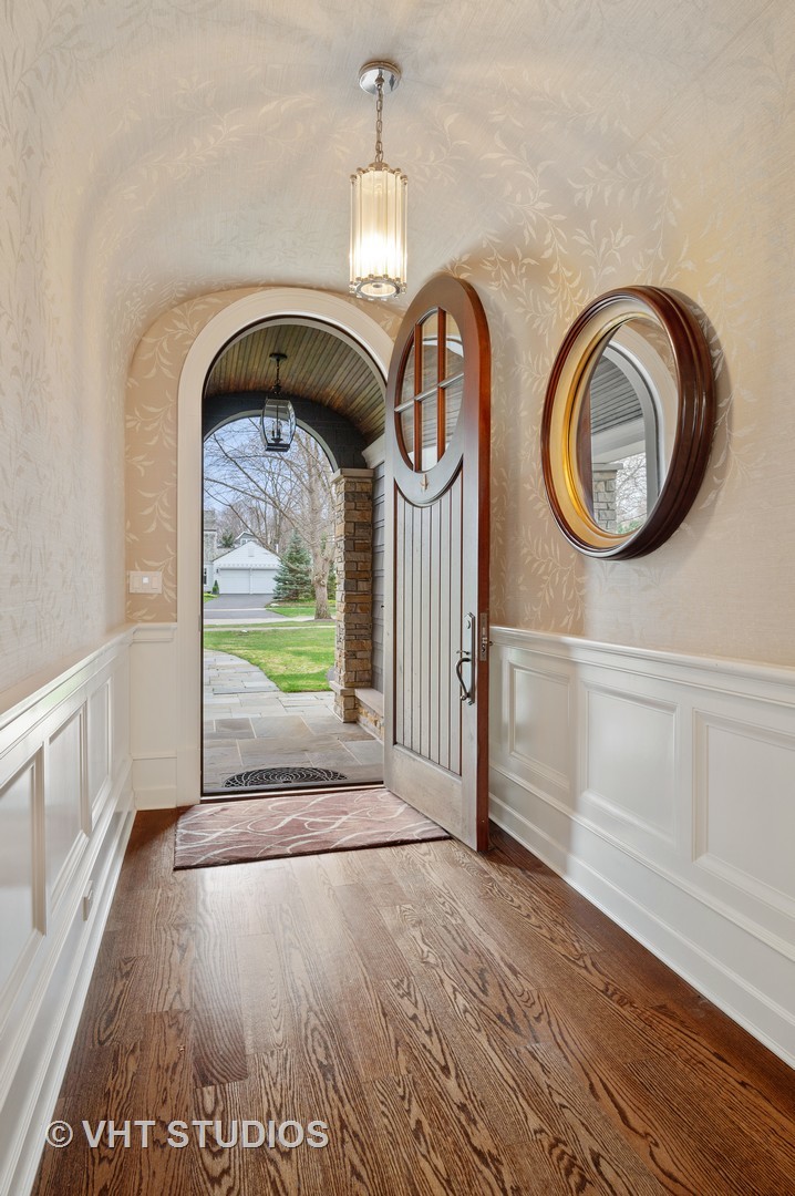 601 Ash Street Winnetka, IL 60093 - Photo 4 of 39
