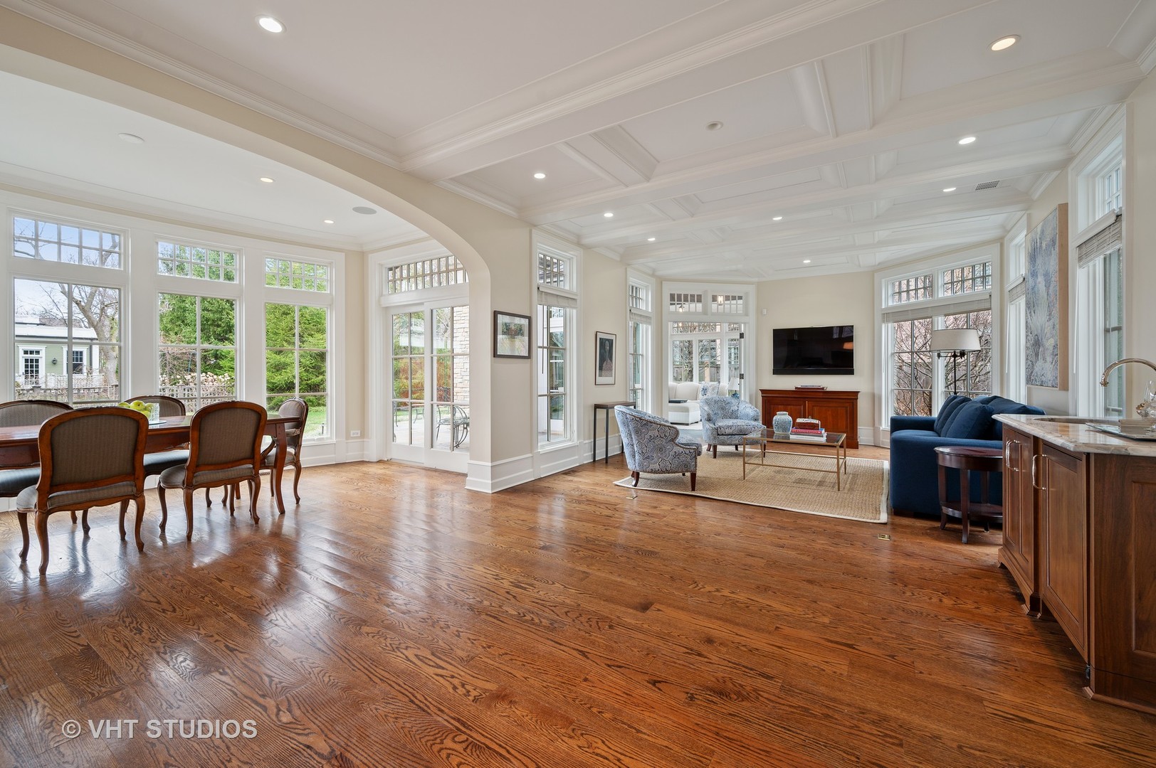 601 Ash Street Winnetka, IL 60093 - Photo 7 of 39