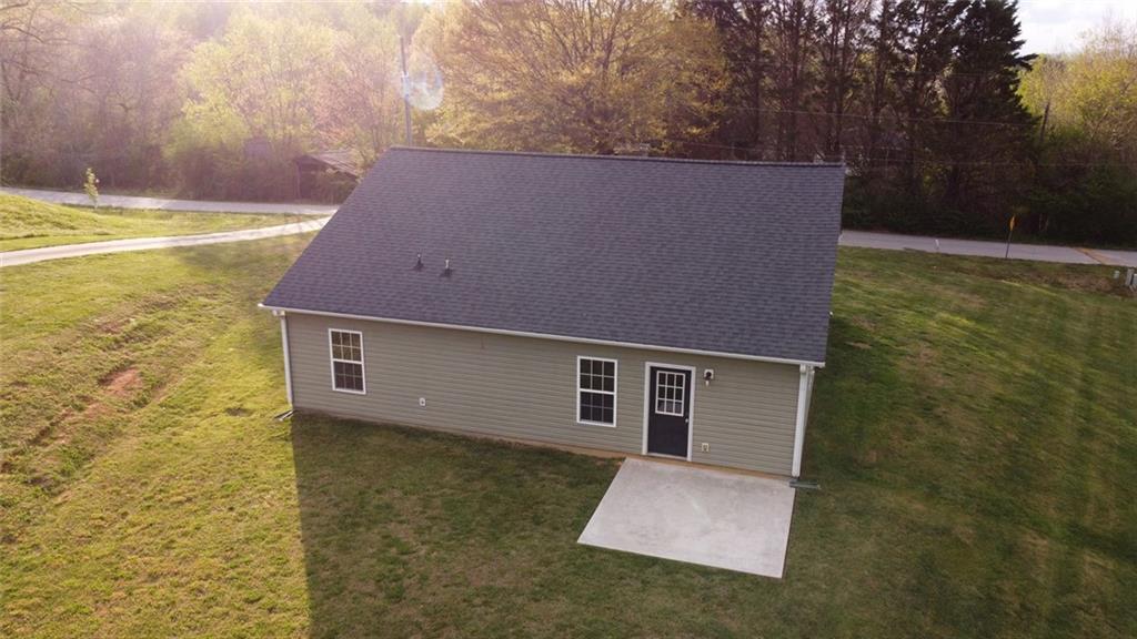 67 Helton Road Cleveland, GA 30528 - Photo 4 of 22