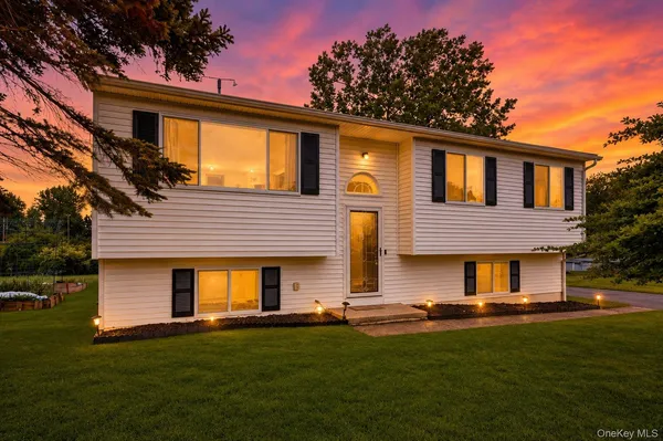 $385,000 | 119 Blanche Avenue, New Windsor, NY 12553