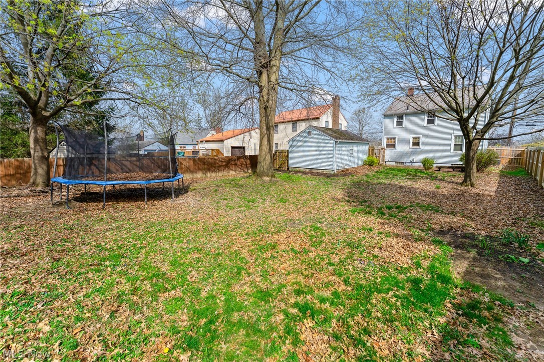 819 Niles Vienna Road Niles, OH 44446 - Photo 6 of 29
