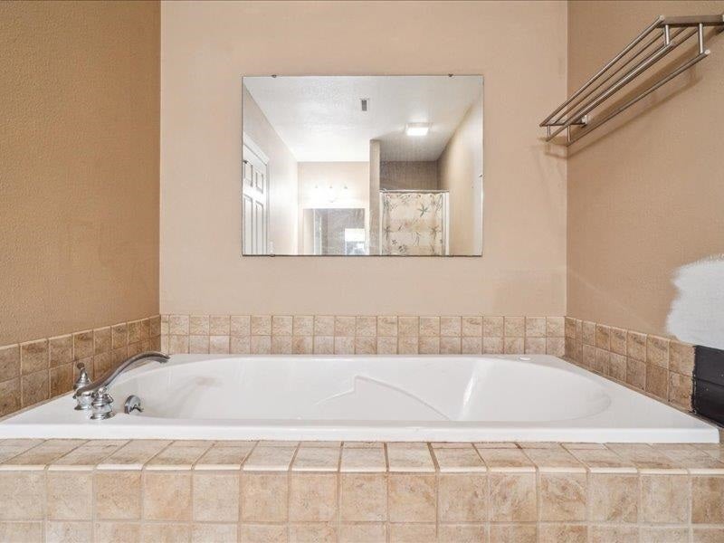 1999 Highview Road Coralville, IA 52241 - Photo 13 of 31 Gallery Image 13