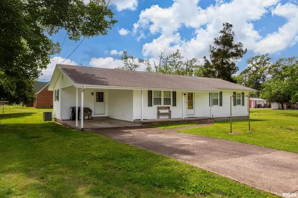 $129,900 | 607 Mundy Street, Eldorado, IL 62930