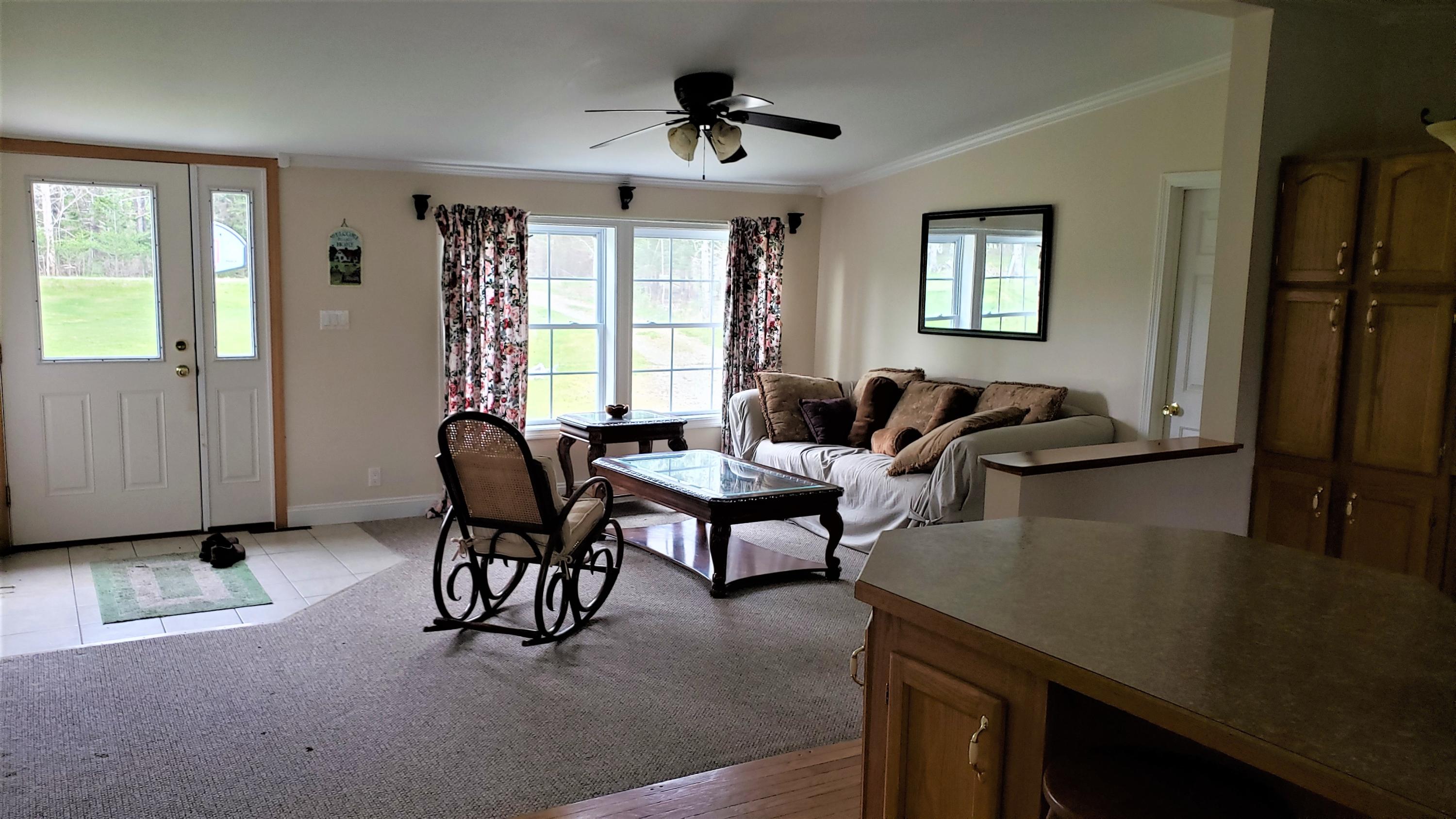 19 Honey Road Little Deer Isle, ME 04650 - Photo 13 of 27 Living Room