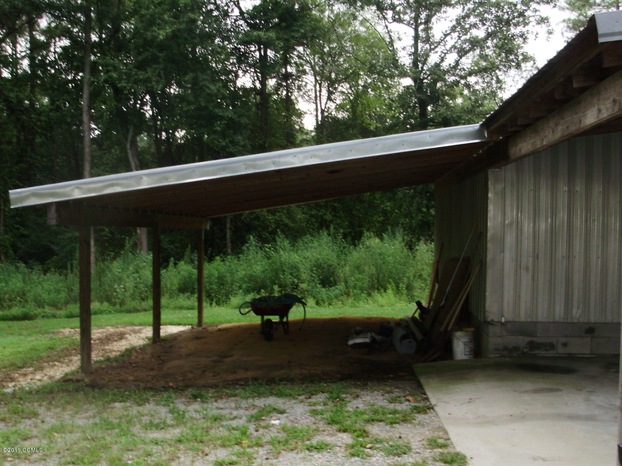 880 Bass Lake Road Clinton, NC 28328 - Photo 18 of 21 LEAN SHELTER
