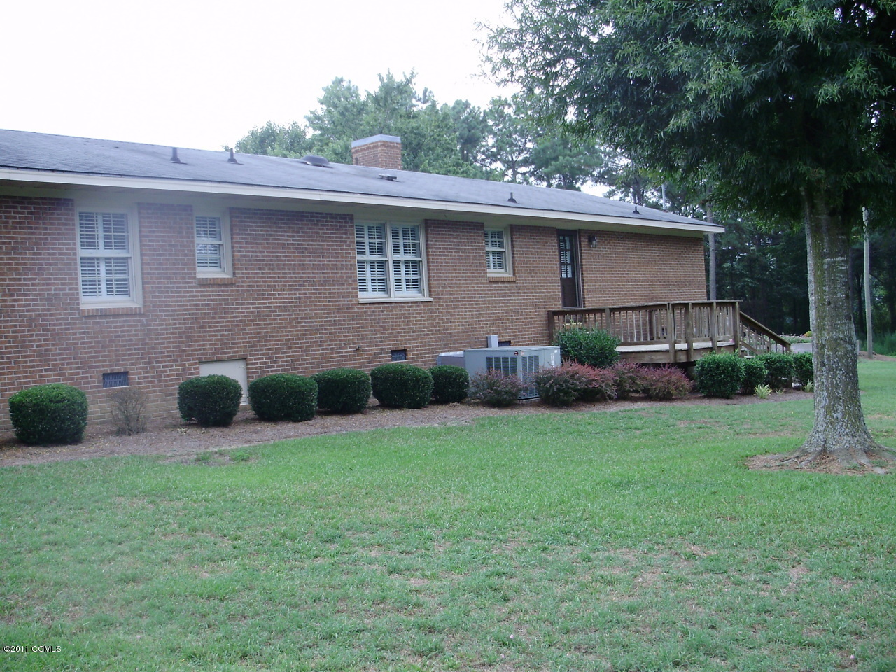 880 Bass Lake Road Clinton, NC 28328 - Photo 8 of 21 BACK