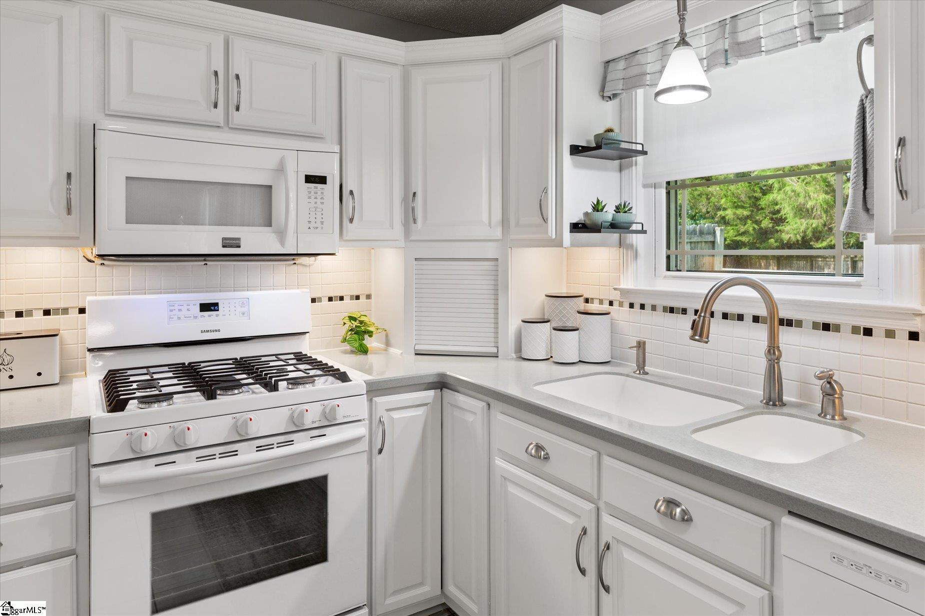 402 Ariel Court Fountain Inn, SC 29644 - Photo 13 of 35 Gallery Image 13