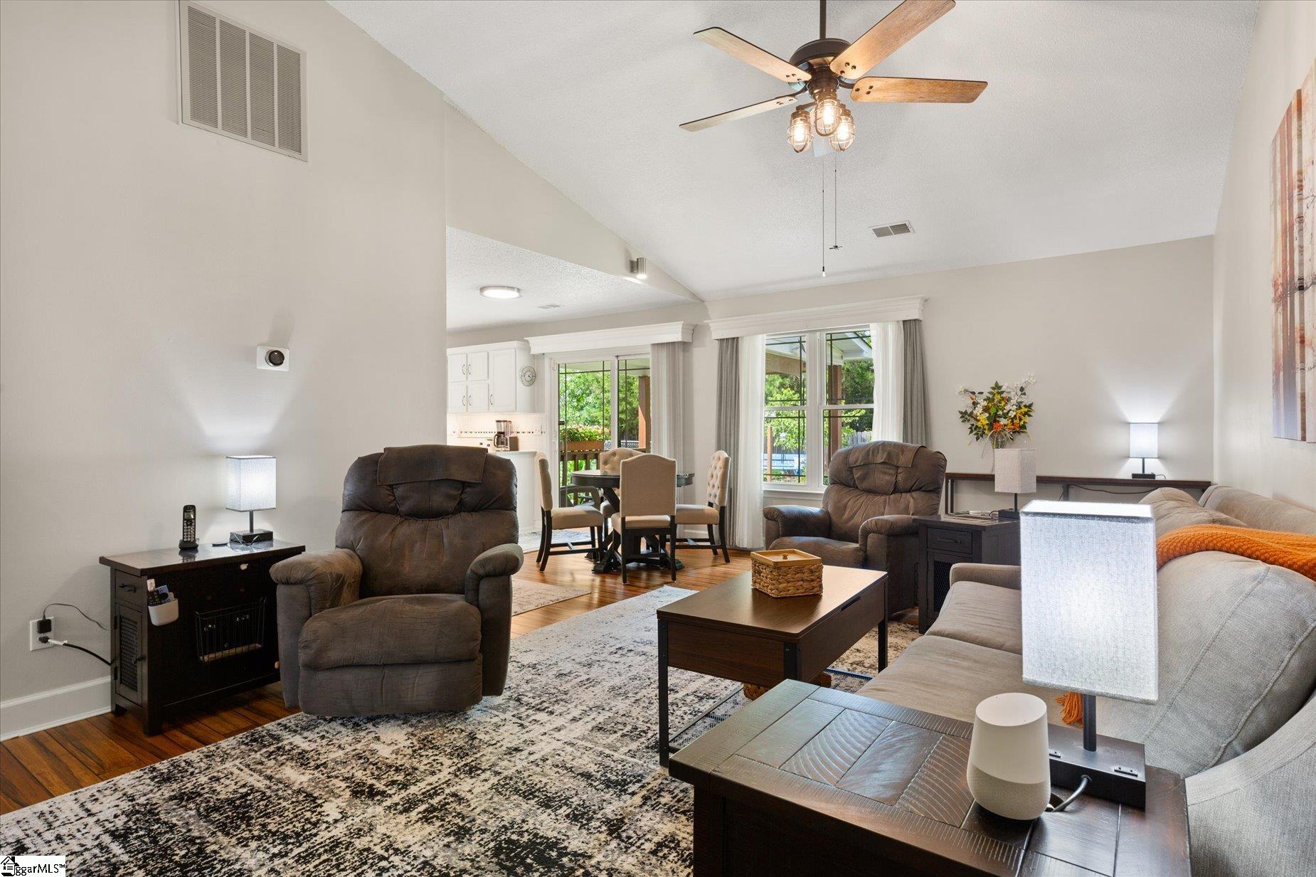 402 Ariel Court Fountain Inn, SC 29644 - Photo 4 of 35 Gallery Image 4