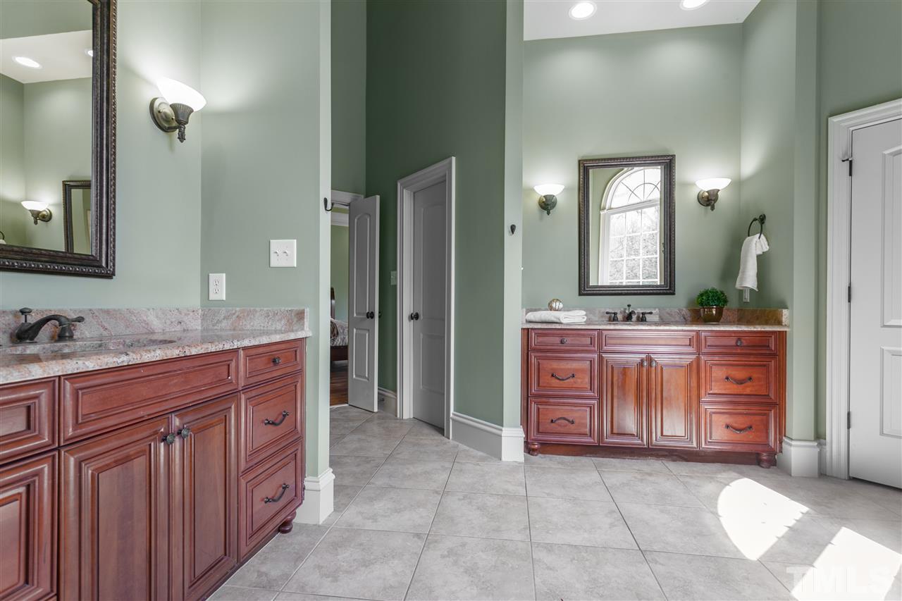 1040 Quiet Ridge Circle Raleigh, NC 27614 - Photo 13 of 30