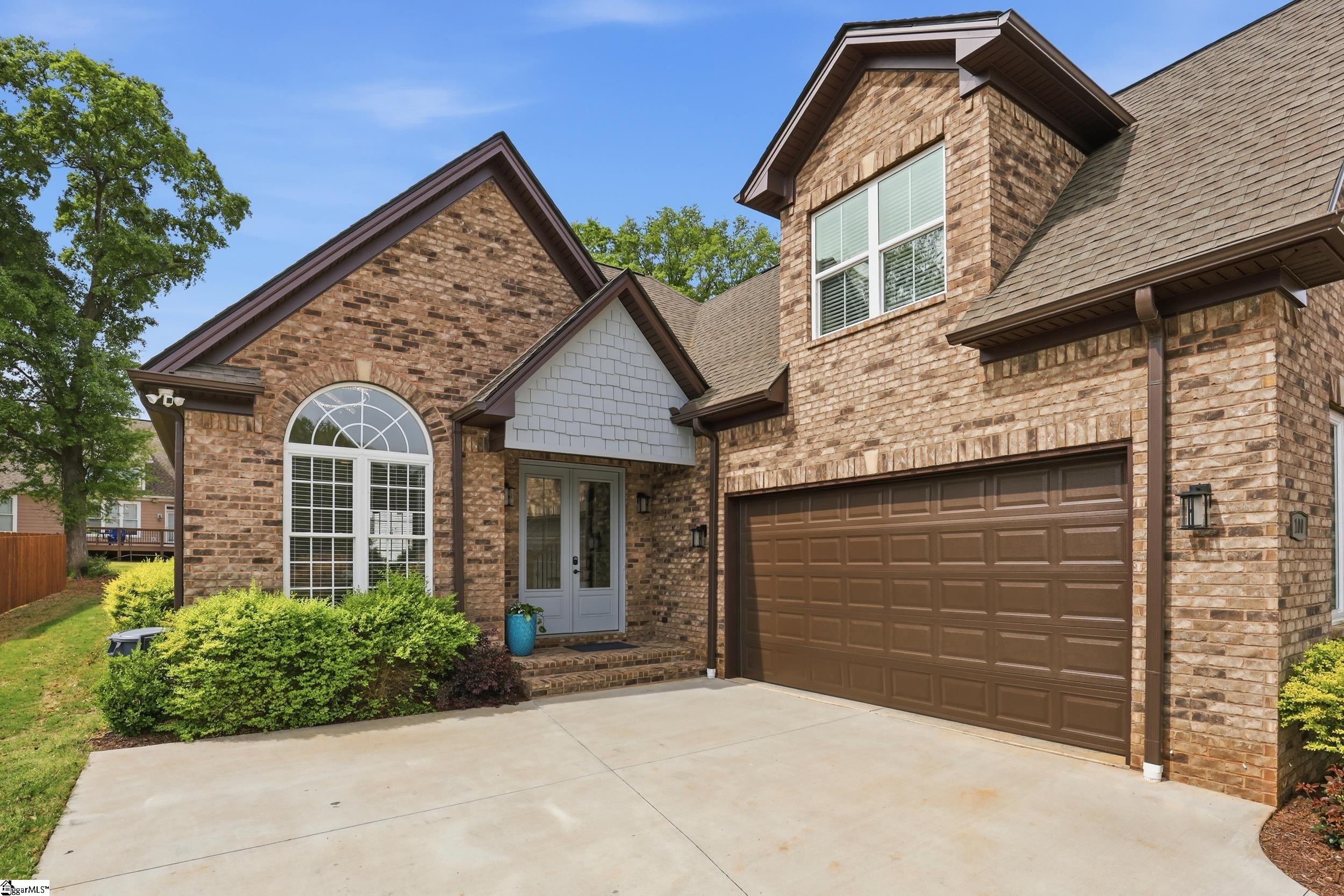 100 Courtyard Drive Anderson, SC 29621 - Photo 2 of 38
